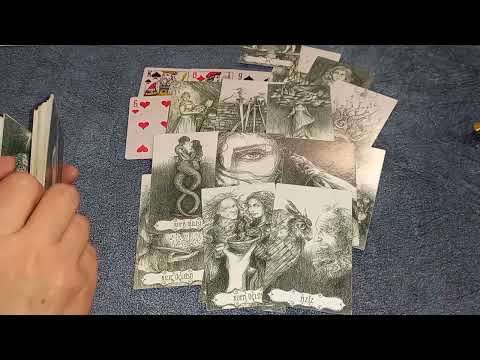 Видео: ♣️Крестовый король думает о червовой даме?❤️#таро #гаданиенапару #tarot #онлайгадание #таролог 