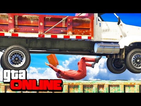 Видео: СМЕРТЕЛЬНО ПОДСКОЛЬЗНУЛИСЬ И УДАРИЛИСЬ ЯИЧКАМИ ОБ ФУРУ В GTA 5 ONLINE