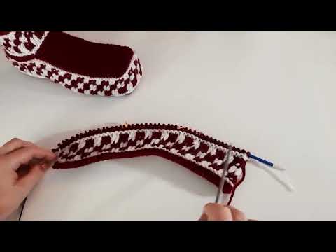 Видео: Следки большого размера спицами. Длина подошвы  28см .Напоминание.
