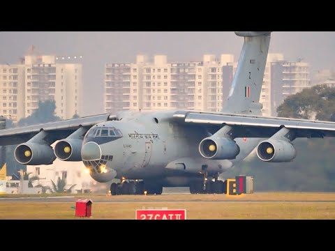 Видео: «Ил-76 — Взлёт легенды! Мощь, от которой дрожит небо»(вариант: «IL-76 — Гигант неба поднимается в 