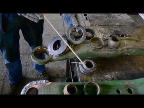 Видео: Ремонт нижних рычагов навески трактрора John Deere
