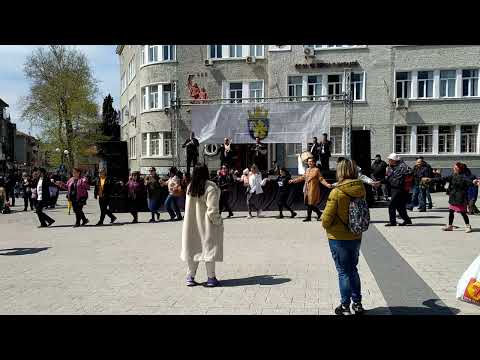 Видео: Странджанска китка - част 3 - Жечка Сланинкова
