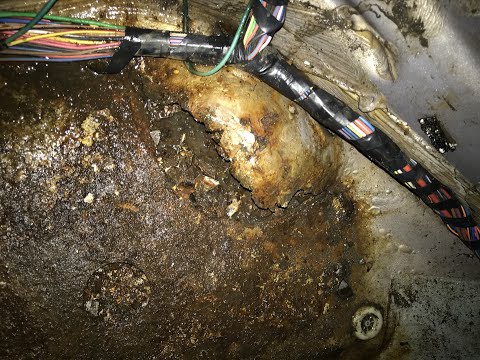 Видео: вода в салоне приора