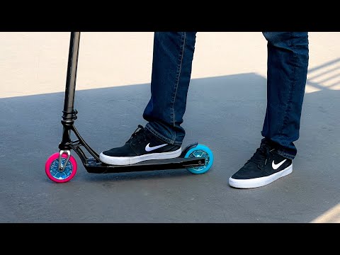 Видео: ТРЮКИ на МИНИ-САМОКАТЕ | ЧАСТЬ 2