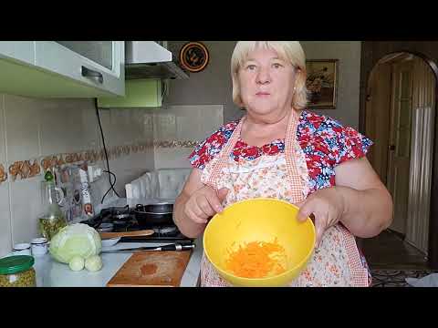 Видео: Быстрые бризоли и летний салатик