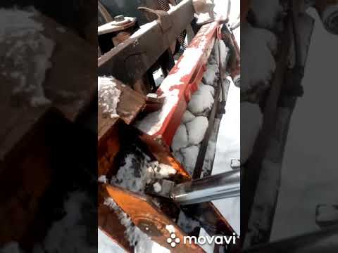 Видео: Холодный запуск.чистка снега и небольшой ремонт! Пум 500