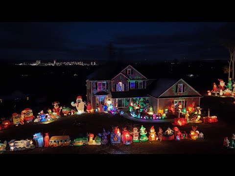 Видео: ОГРОМНАЯ надувная рождественская композиция 142 2024