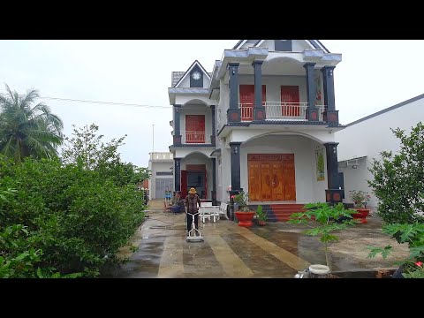 Видео: Помогите моей сестре быстро и эффективно преобразить замшелый двор с помощью мойки высокого давления