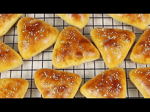 Видео: Самые МЯГКИЕ и ВКУСНЫЕ! Мои Любимые Пирожки с Капустой на Кефире в Духовке!
