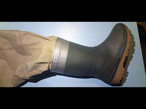 Видео: Замена ПВХ сапог на забродном комбинезоне из "мембраны".