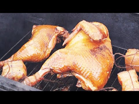 Видео: Правильное копчение.  Курица горячего копчения. Солим +  Коптим.