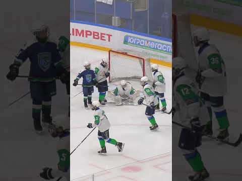 Видео: Дабл сэйв Балдова #hockey #югра #хоккей #юмор #sports #топ #icehockey #салават