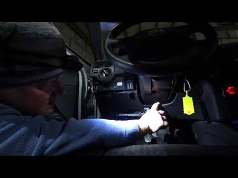 Видео: Проблемы ESP, датчик G419 продольного ускорения, замена / GOLF 4, Octavia, VAG