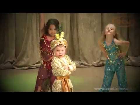 Видео: Cosmostars I Виагра - Еслиб Я Был Султан I Летний отчетный концерт 2014 I Dance Studio Focus