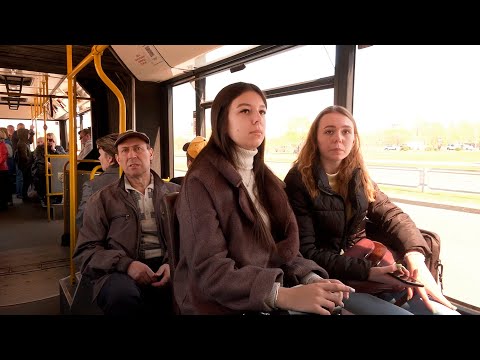 Видео: Уроки истории проходят в салоне автобуса в Гомеле