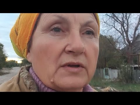 Видео:  Розмовляємо, в'яжем петрушку, зустрічаєм і кормим корівку.