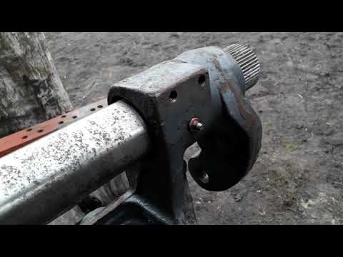 Видео: Задня навіска ЮМЗ на два гідроциліндра . Частина перша (поворотний вал ) .