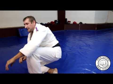 Видео: Кувырок вперёд. Как не сломать шею