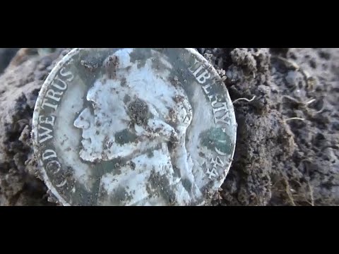 Видео: Поиск ЗОЛОТА Канада Видео коп 2016