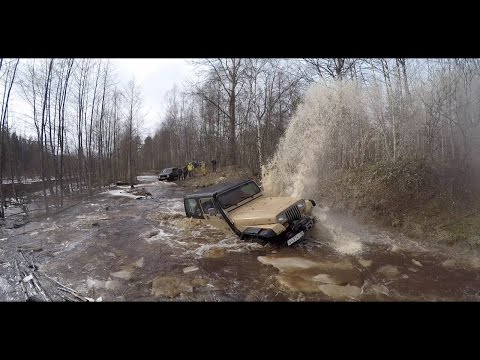 Видео: Купание Джипов В Лесу JEEP LADA 4X4 NIVA УАЗ NISSAN OFFROAD
