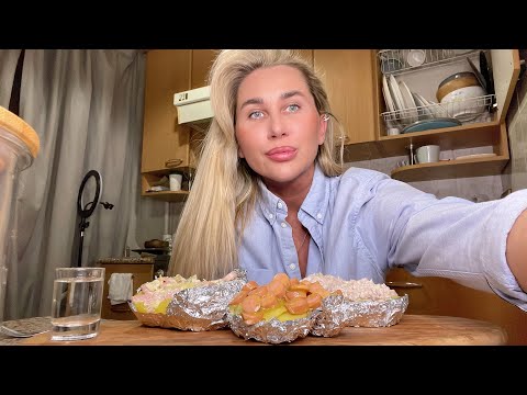 Видео: МУЖЧИНА ЧУВСТВУЕТ,ЧТО ОН ЖЕНЩИНА/МУКБАНГ/КРОШКА-КАРТОШКА