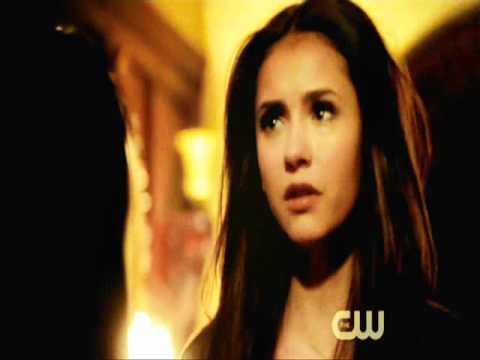 Видео: Деймон и Елена - я улетаю