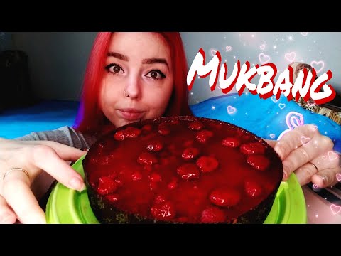 Видео: ПИРОГ С МАЛИНОЙ МУКБАНГ/pie mukbang