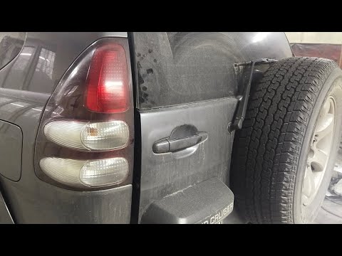Видео: Как снять задний бампер на Тойота Прадо(Toyota Prado)