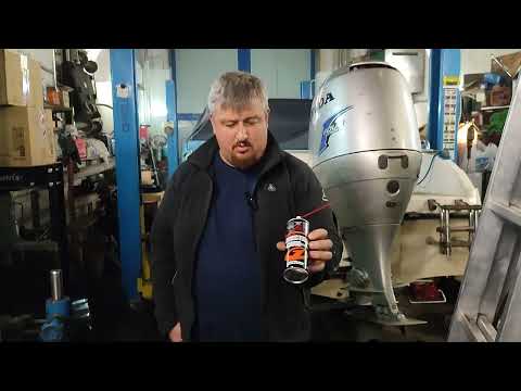 Видео: Раскоксовка лодочного мотора