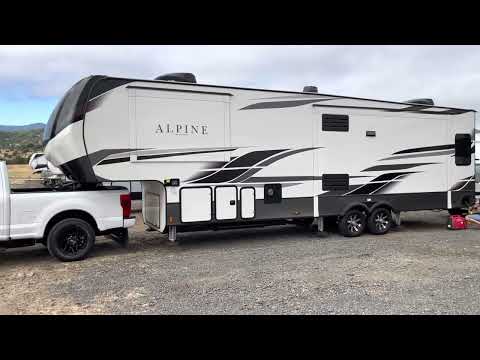 Видео: B&W F350 KEYSTONE ALPINE 3220RL ПОДКЛЮЧЕНИЕ