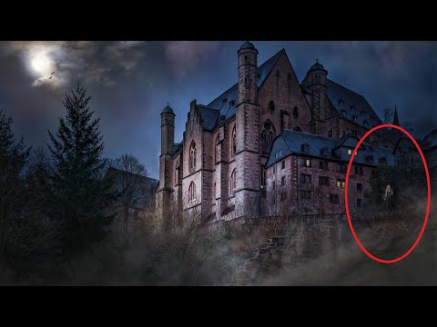 Видео: 9 замков с призраками, в которых вы можете переночевать