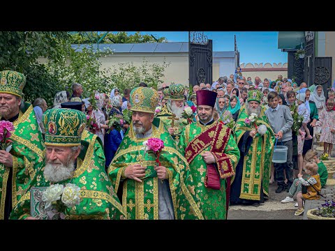 Видео: У СВЯТО-ТРОЇЦЬКОМУ МЕЖИРІЦЬКОМУ ЧОЛОВІЧОМУ МОНАСТИРІ УРОЧИСТО ВІДЗНАЧИЛИ ПРЕСТОЛЬНЕ СВЯТО