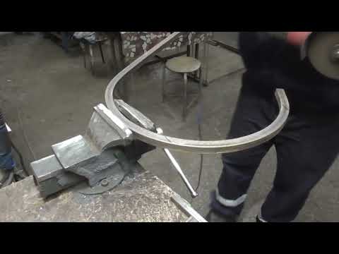 Видео: 1 МЕТР! Барный стул ИЗ профильной трубы  Холодная ковка
