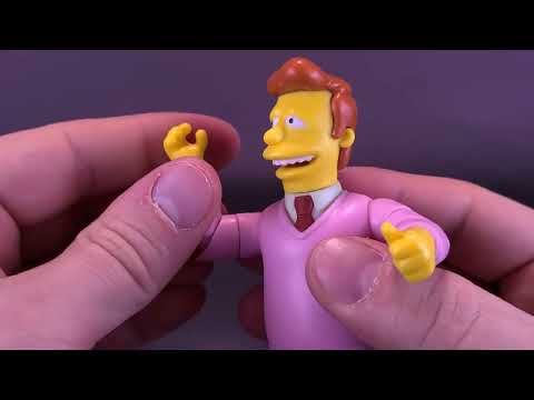 Видео: Обзор фигурки Троя МакКлюра 5 дюймов от Jakks Pacific The Simpsons Wave 5 | @TheReviewSpot