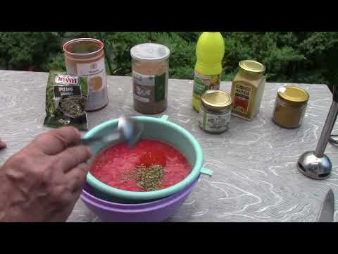 Видео: Икра баклажанная с кабачком