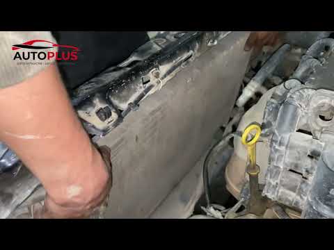 Видео: Опел Астра замена радиатора охлаждения