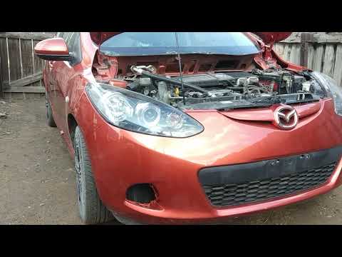 Видео: Как снять трубку кондиционера на Мазде