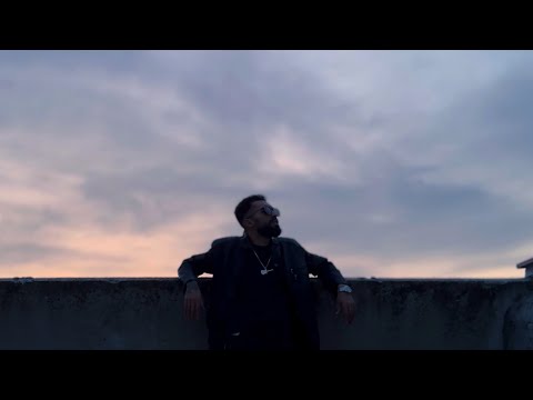 Видео: ERDJOO - ZVUNI/Звъни (Official Video)