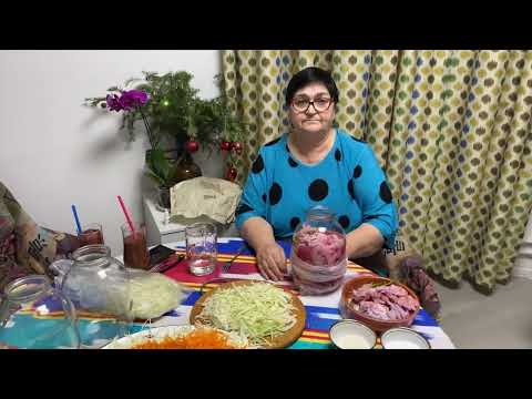 Видео: Москва! Мама Люся квасит капусту.