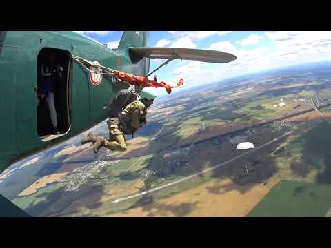 Видео: Первый прыжок с парашютом в ДОСААФ Йошкар-Ола, Республика Марий Эл.