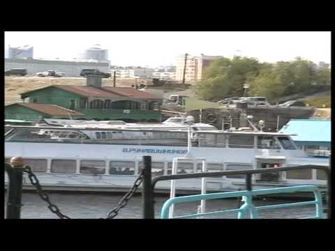 Видео: Речной порт Якутск.