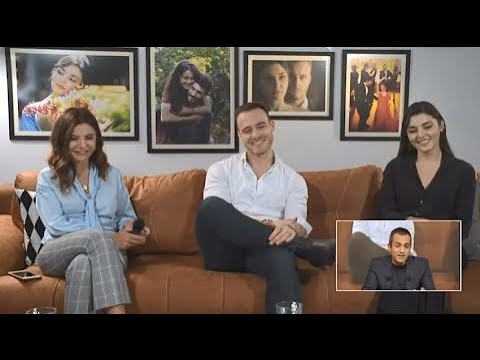 Видео: Ханде Эрчел и Керем Бюрсин MADD Полное интервью на английском языке (03.11.2020) - You Knock on M...