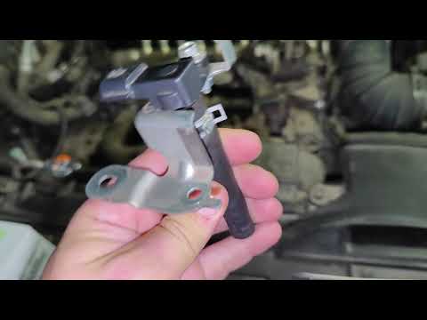 Видео: Mazda CX-5 2.2-D, ошибка 0471 и замена датчика