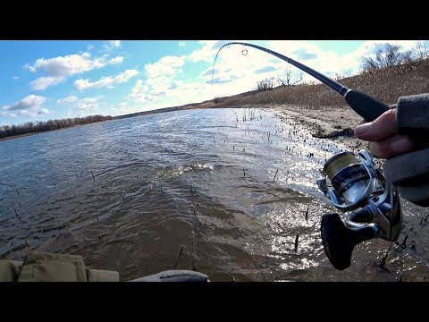 Видео: ТАСКАЮ СУДАКА ОДИН ЗА ДРУГИМ на необычную приманку! Рыбалка на спиннинг.