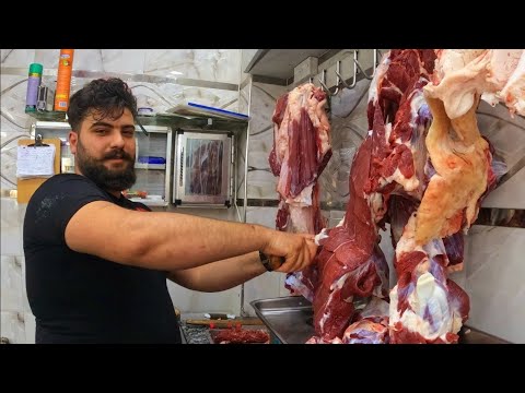 Видео: Иракская еда: приготовление кебабов из баранины на улицах Ирака | популярная уличная еда
