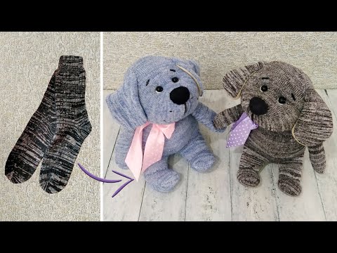 Видео: Как сшить собачку из носков 🐶 How to make a sock puppy dog