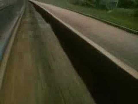 Видео: Dёргать - Нас не догонят