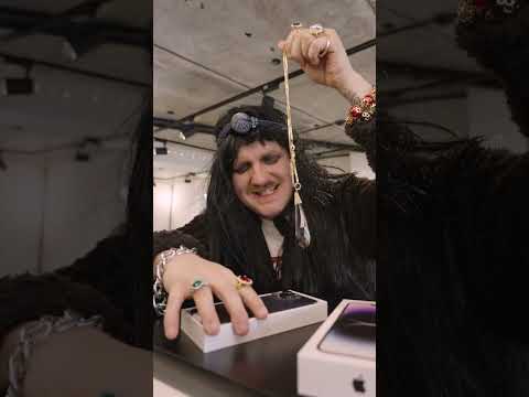 Видео: Новый или витринный образец?