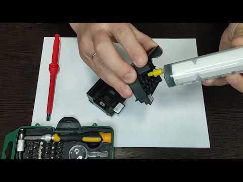 Видео: Замена манифолда XP600 и прочистка печатающей головки Epson XP600