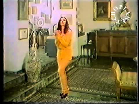 Видео: Деси - Бъди с мен